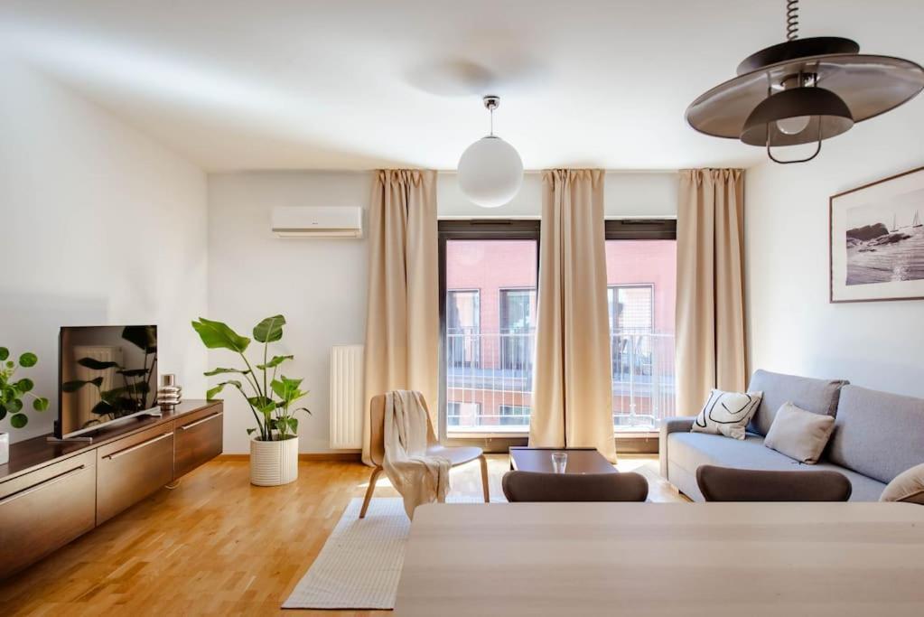 Wygodny Apartament Przy Dworcu Krakow Dış mekan fotoğraf