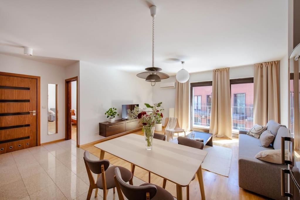 Wygodny Apartament Przy Dworcu Krakow Dış mekan fotoğraf