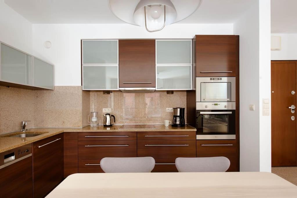 Wygodny Apartament Przy Dworcu Krakow Dış mekan fotoğraf