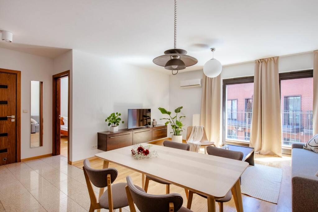 Wygodny Apartament Przy Dworcu Krakow Dış mekan fotoğraf